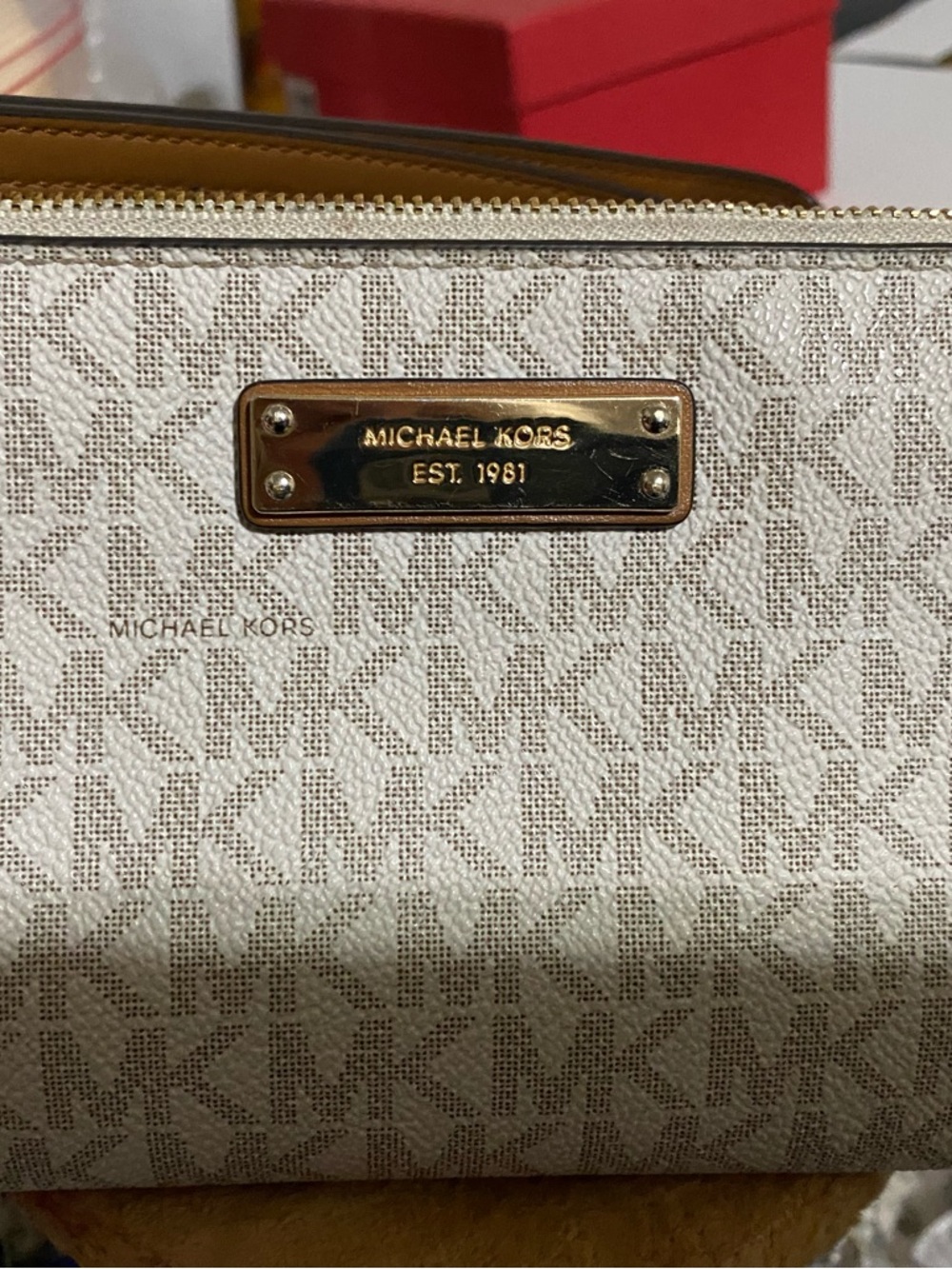 Michael Kors Beige/Cream Signature MK Zip Wallet with Gold Plate